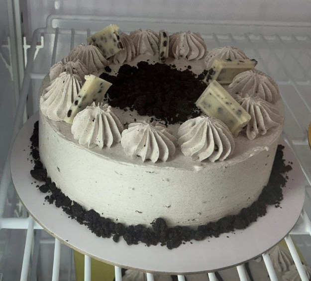 Cookies and Cream Cake